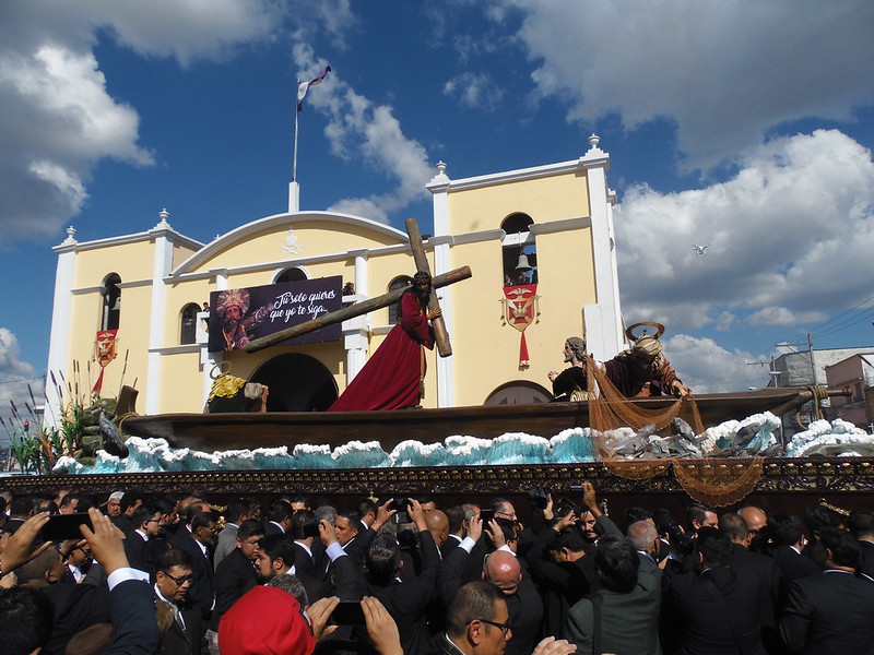 procesión de jesús de los milagros