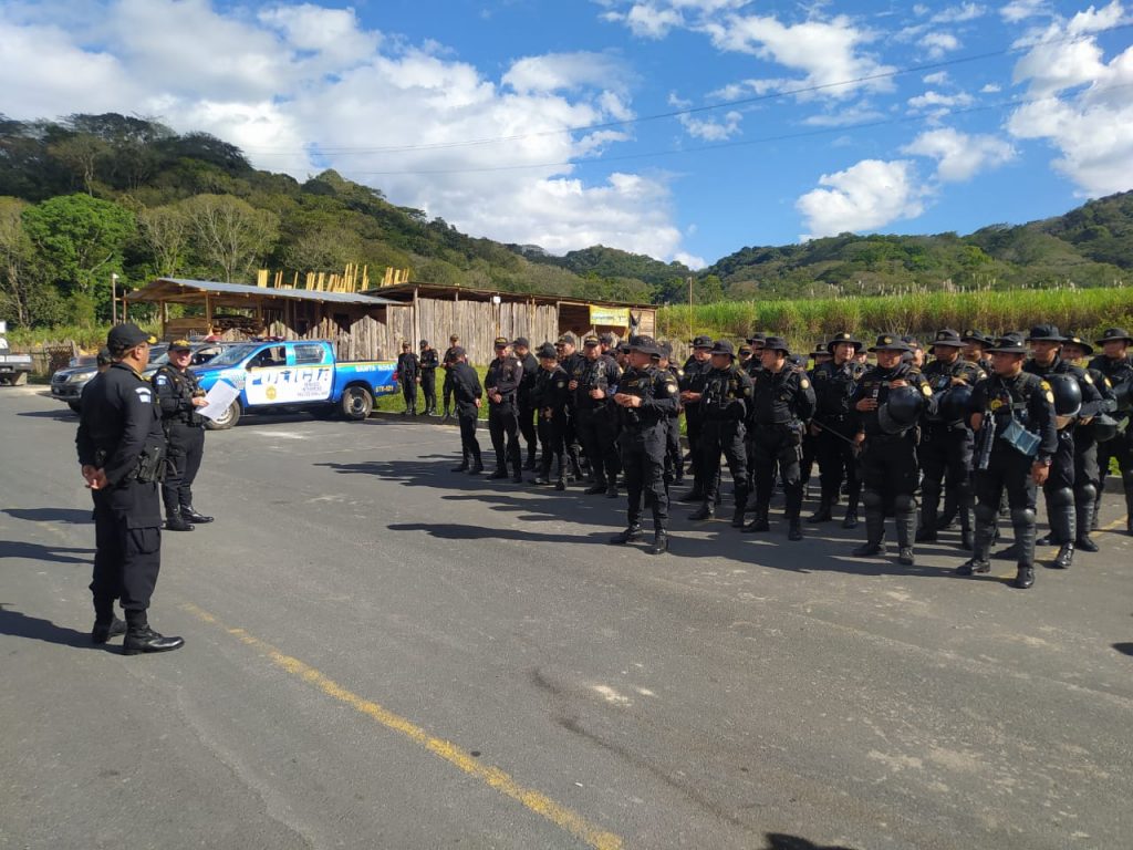 Varios objetos ilícitos dentro de cárcel El Boquerón 