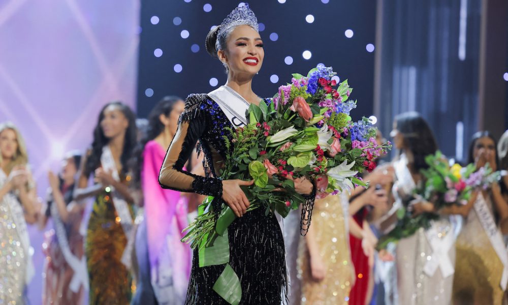 Miss Universo ignorada: Imágenes captadas por el público durante el evento muestran otra perspectiva durante la elección.