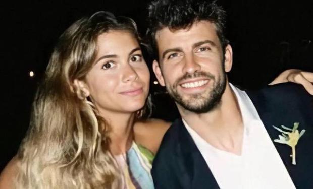 Piqué y Clara Chía publican su primera foto: La nueva pareja perdió la vergüenza y ya salen juntos en sus redes.