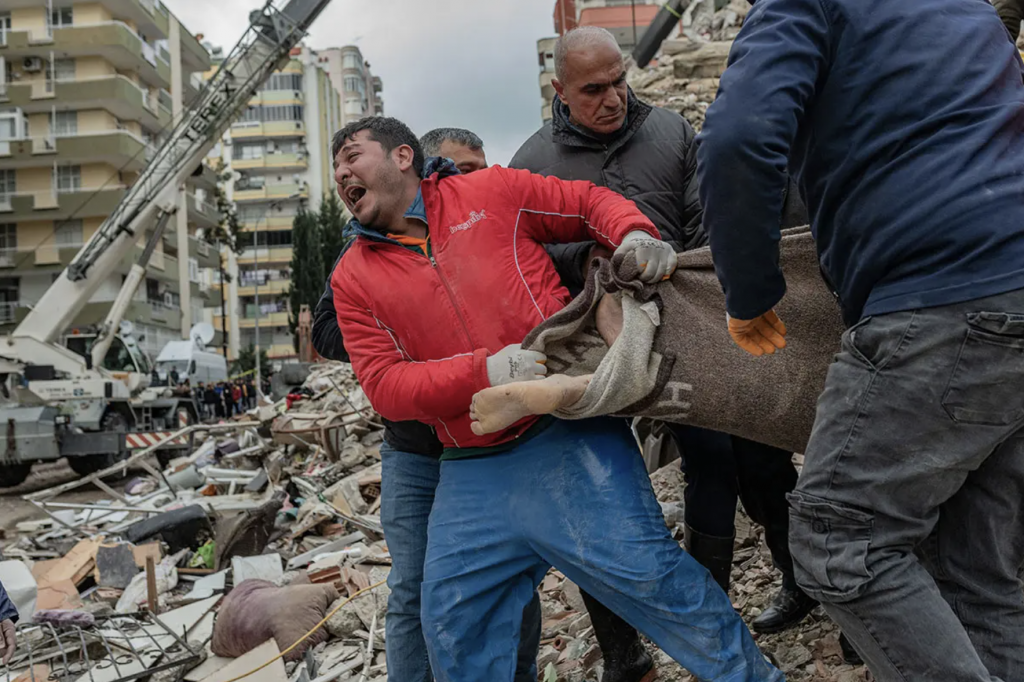 Más de 33 mil muertos en Turquía