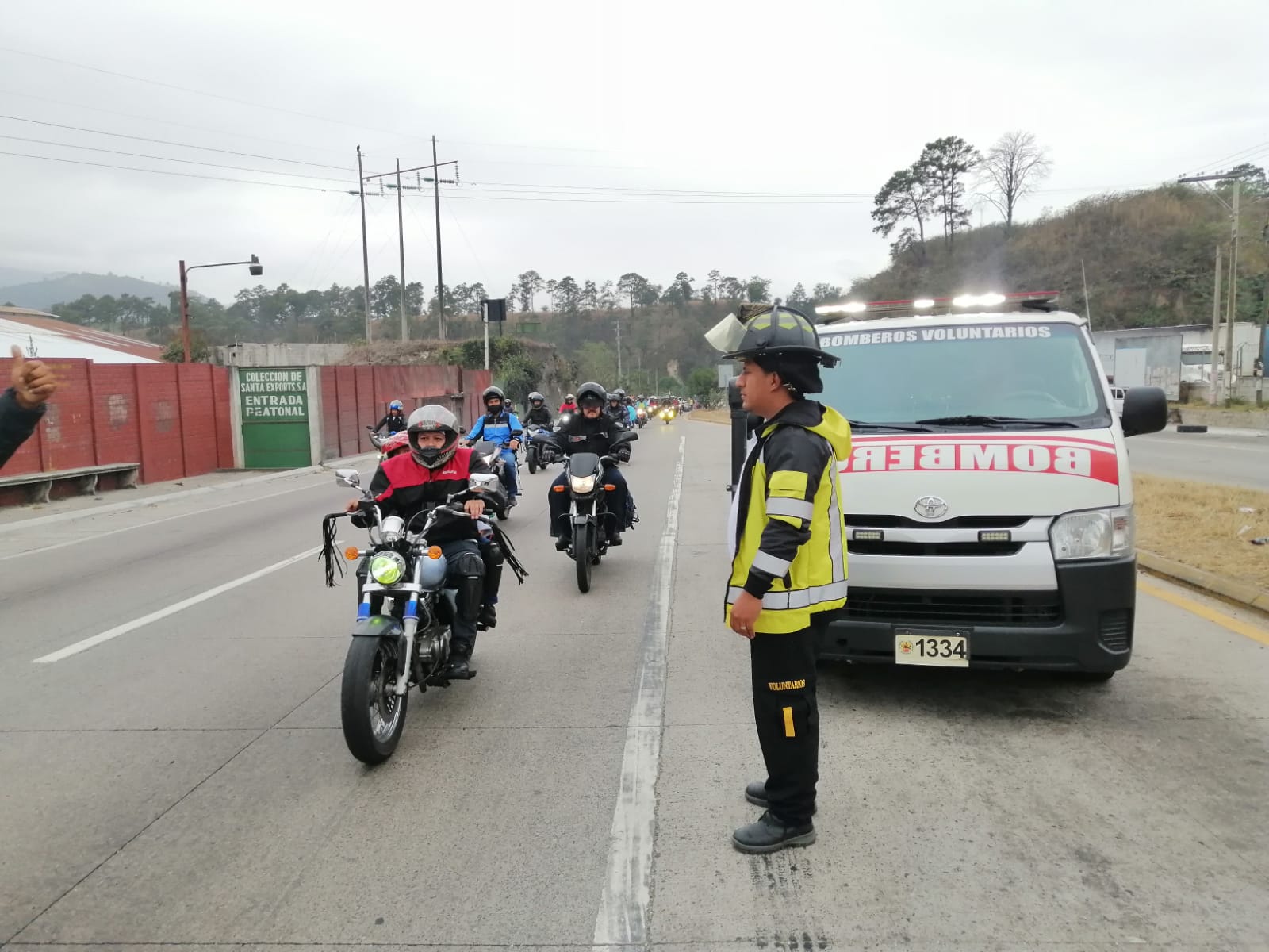 Varios motoristas accidentados en la ruta al Atl ntico durante la