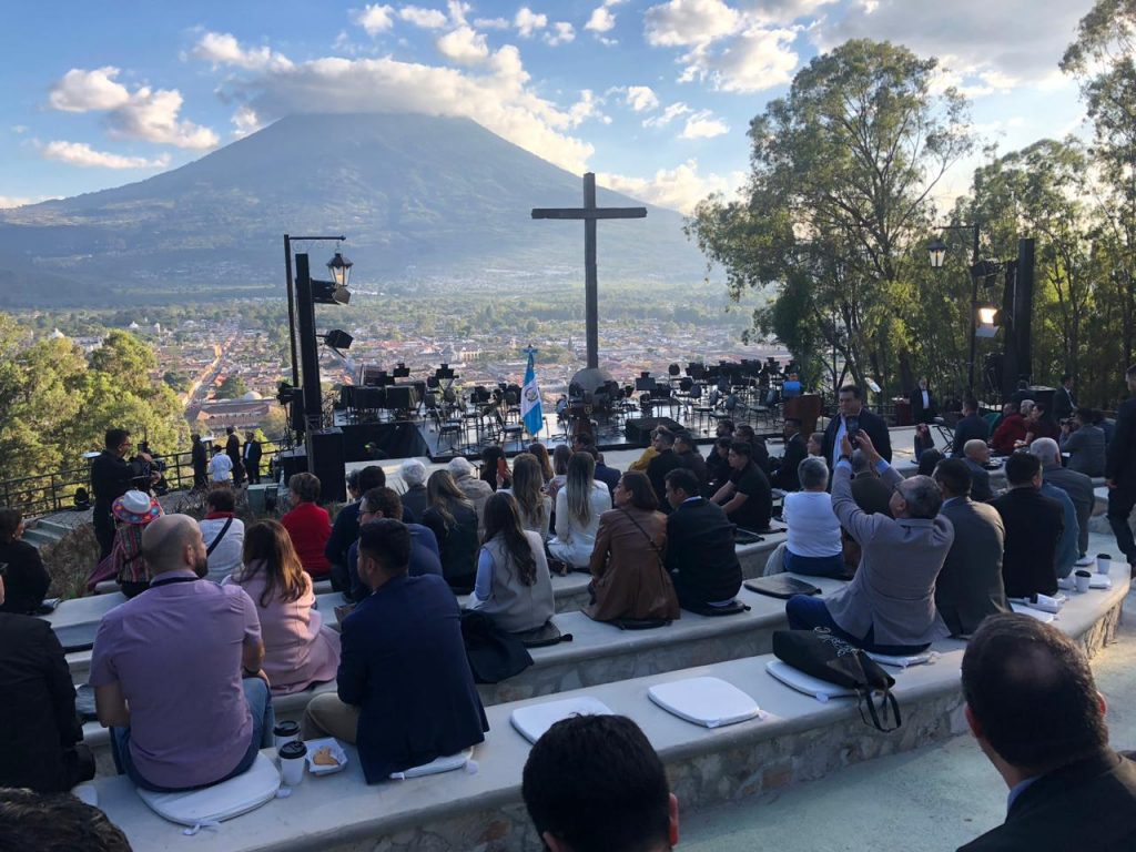 Tarde de concierto en el Cerro de la Cruz Antigua Guatemala