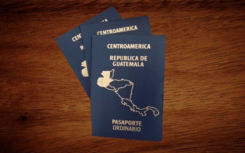 ¿Cómo se tramita el pasaporte de 10 años?: El Instituto Guatemalteco de Migración ya emite el pasaporte que tiene una vigencia de 10 años.