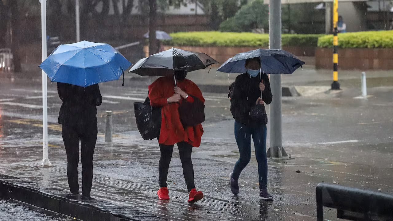 Lluvia, frente frío