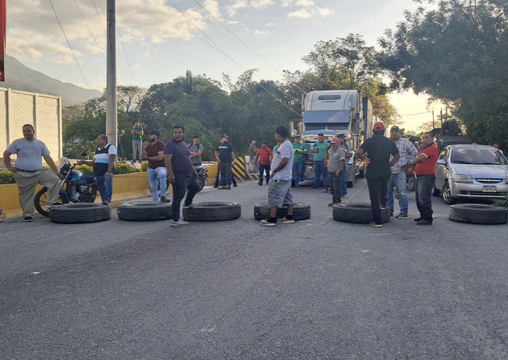 ¡Atención! Reportan seis puntos bloqueados en el país este miércoles