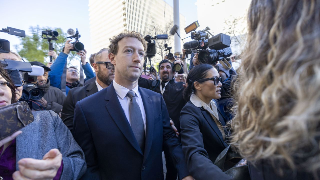 ¡375 millones de dólares! Fundador de Facebook pierde juicio
