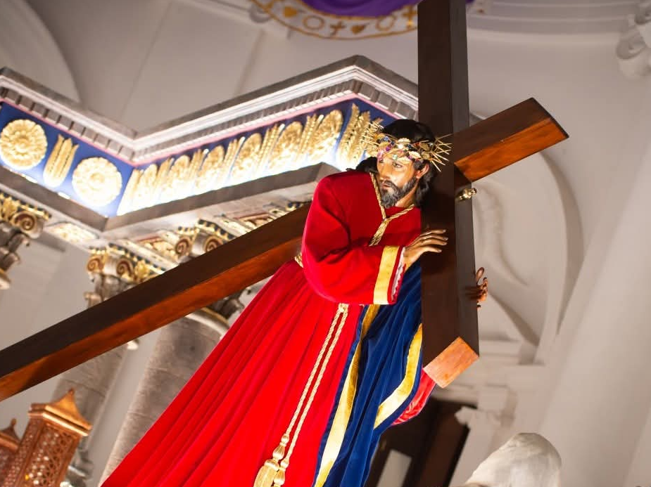 Jesús Nazareno del Consuelo recorre las calles del Centro Histórico