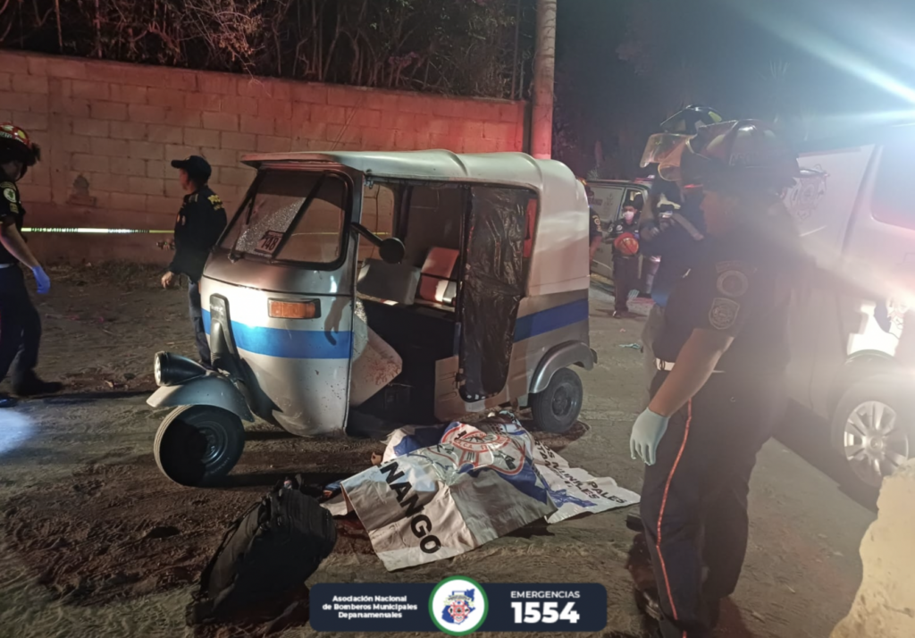 Piloto de mototaxi pierde la vida en ataque armado en Antigua Guatemala