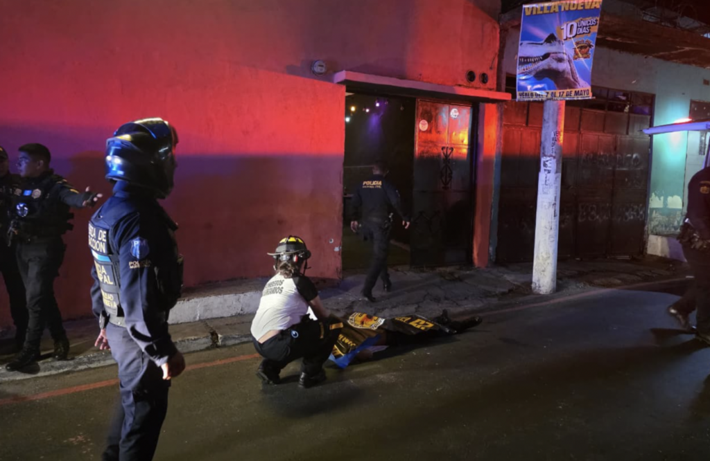 Dos hombres fallecen y dos más resultan heridos en ataque armado