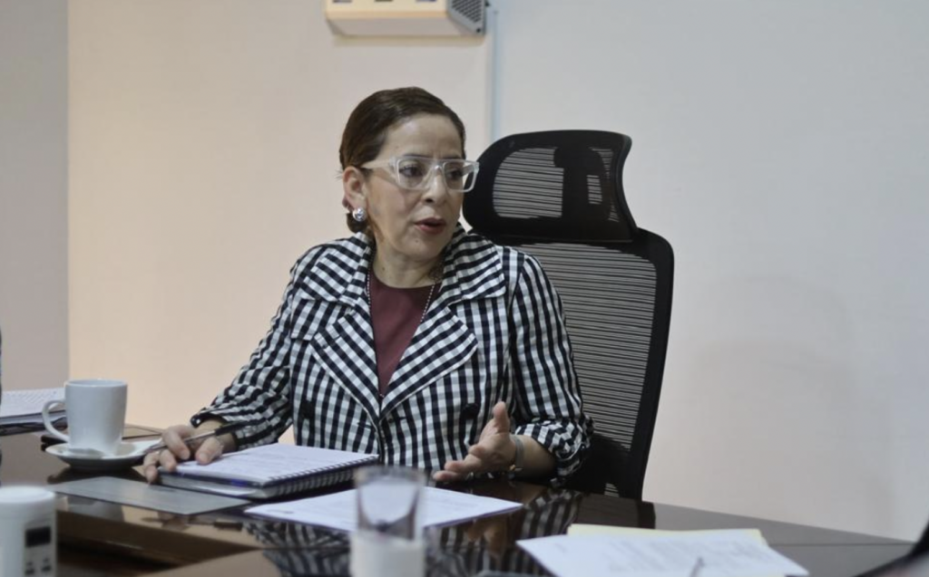 Dan ultimátum a ministra de CIV por inasistencias a citaciones en el Congreso
