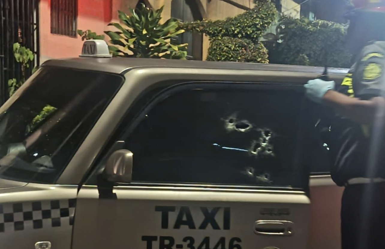 Iniciando la jornada: asesinan a conductor de taxi en sector de Mixco