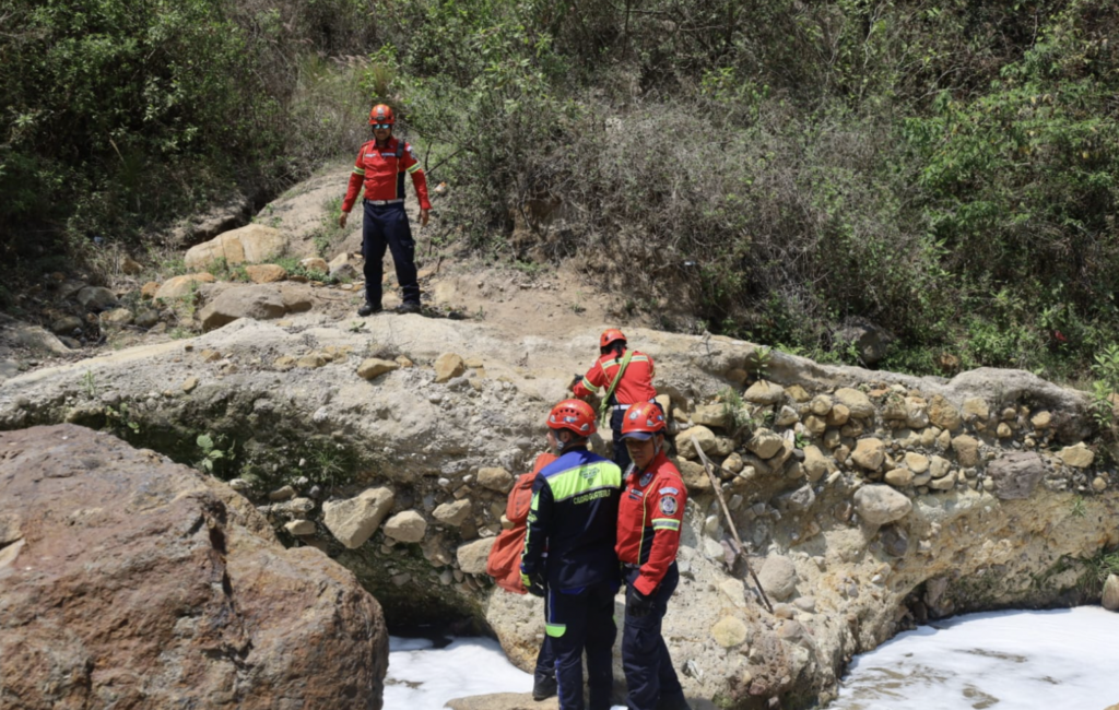 Reportan hallazgo de cuerpo sin vida bajo puente El Naranjo este viernes