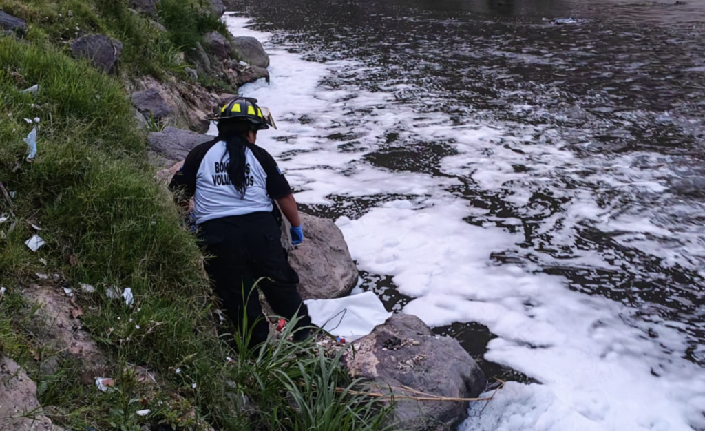 Localizan a bebé sin vida en aguas del río Villalobos (video)