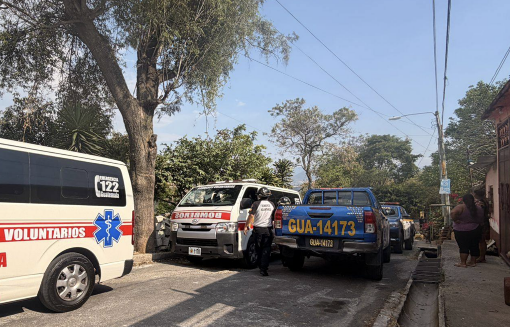 Reportan hallazgo de mujer fallecida en barranco de Villa Nueva