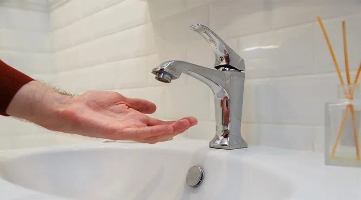 Servicio de agua potable será suspendido este martes en tres zonas