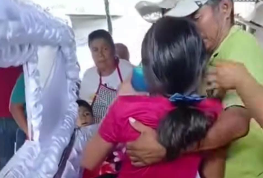 Teenager Wakes Up Inside Her Own Coffin During Funeral in Guatemala